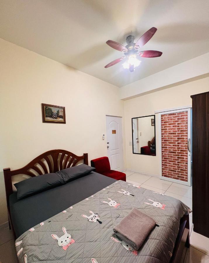 Aekkalukthai Hostel Ράγιονγκ Εξωτερικό φωτογραφία