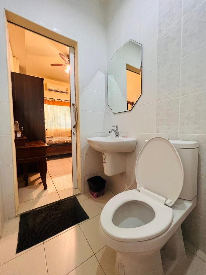 Aekkalukthai Hostel Ράγιονγκ Εξωτερικό φωτογραφία